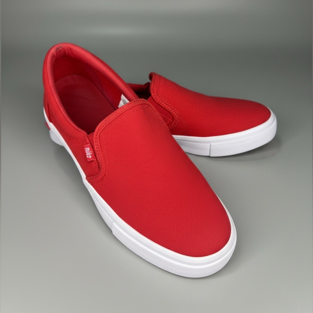 Nike Court Royale AC SLP University Red Sneakers Women’s Size 8 Gently Used